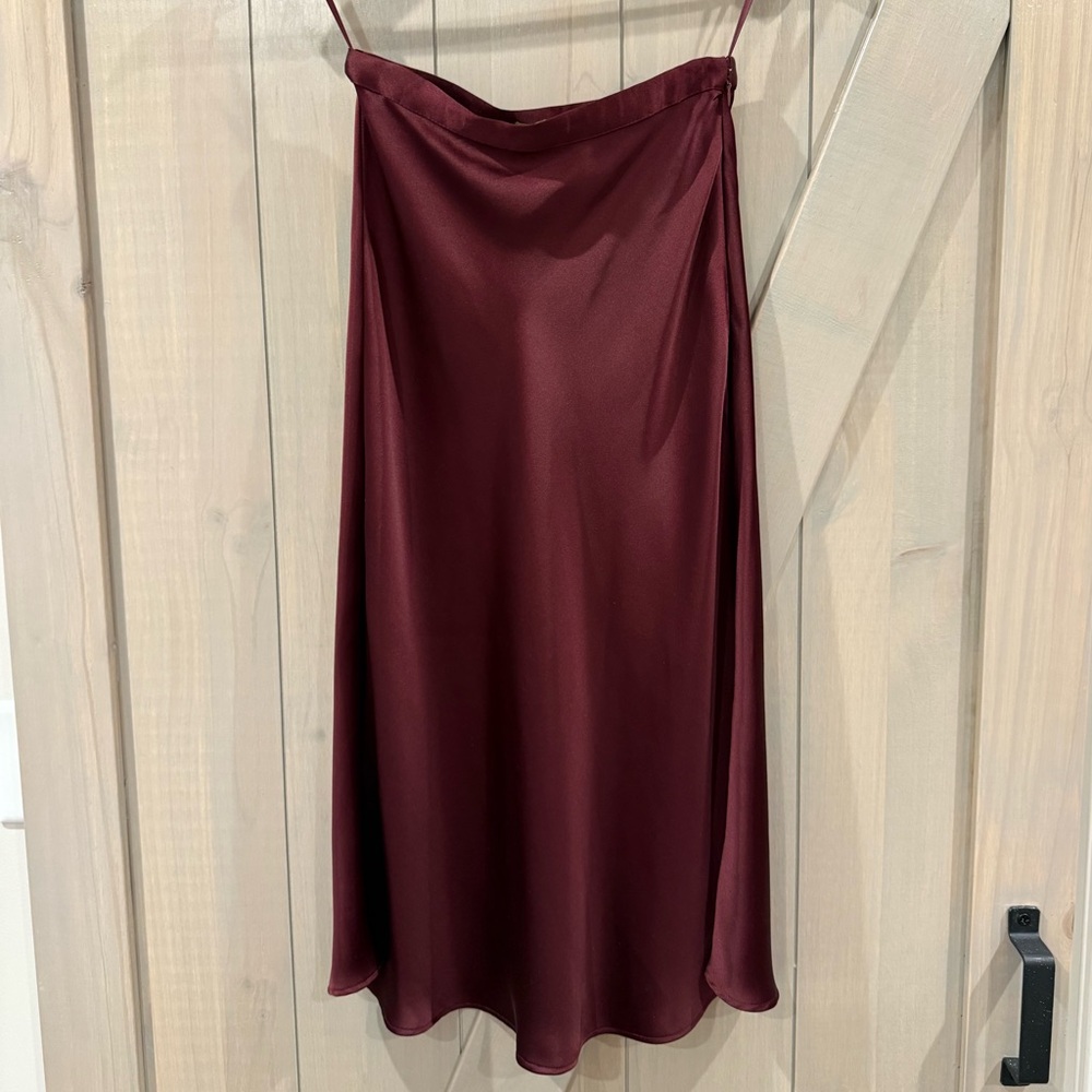Gianni Bini Deep Burgundy Midi Satin Slip skirt A-line, Size 0 - Picture 2 of 7